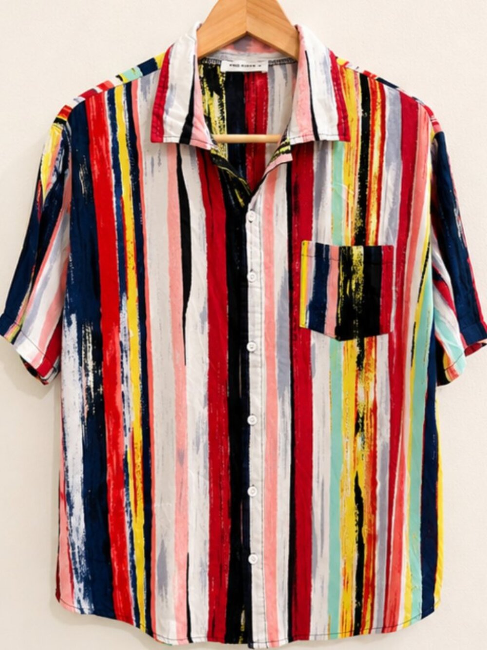 Men’s Multicolor Striped Button-Up Shirt – Size M